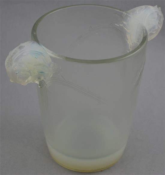 A René Lalique Chamarande opalescent vase, c.1926-1947, 19.8cm